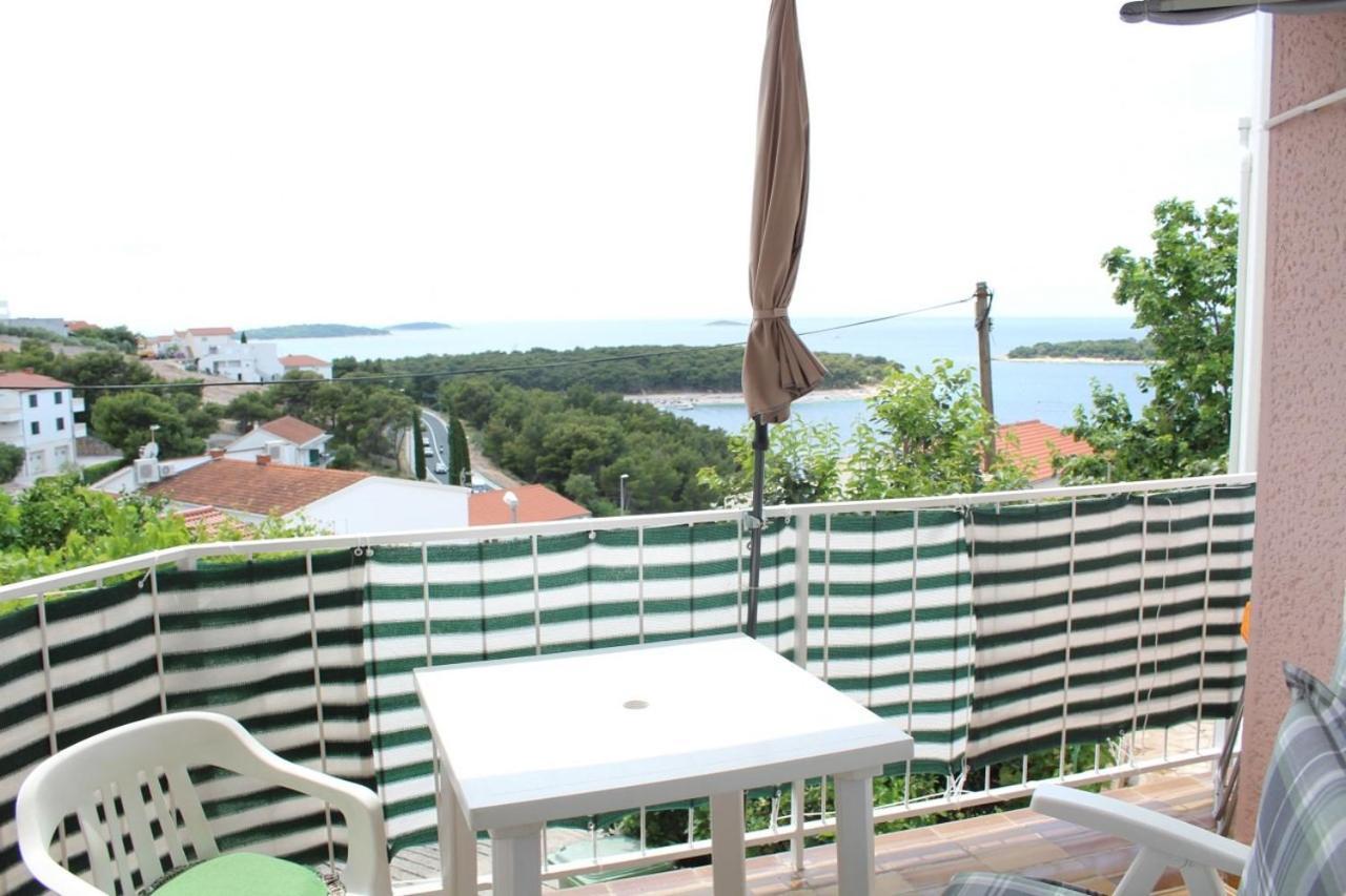 Apartment Bajuti Primošten Esterno foto