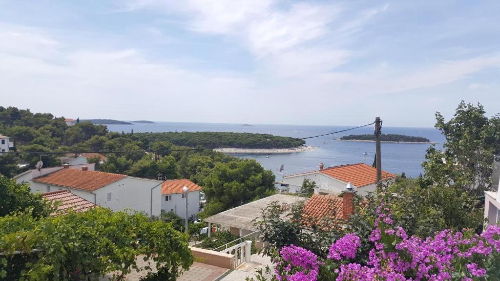Apartment Bajuti Primošten Esterno foto